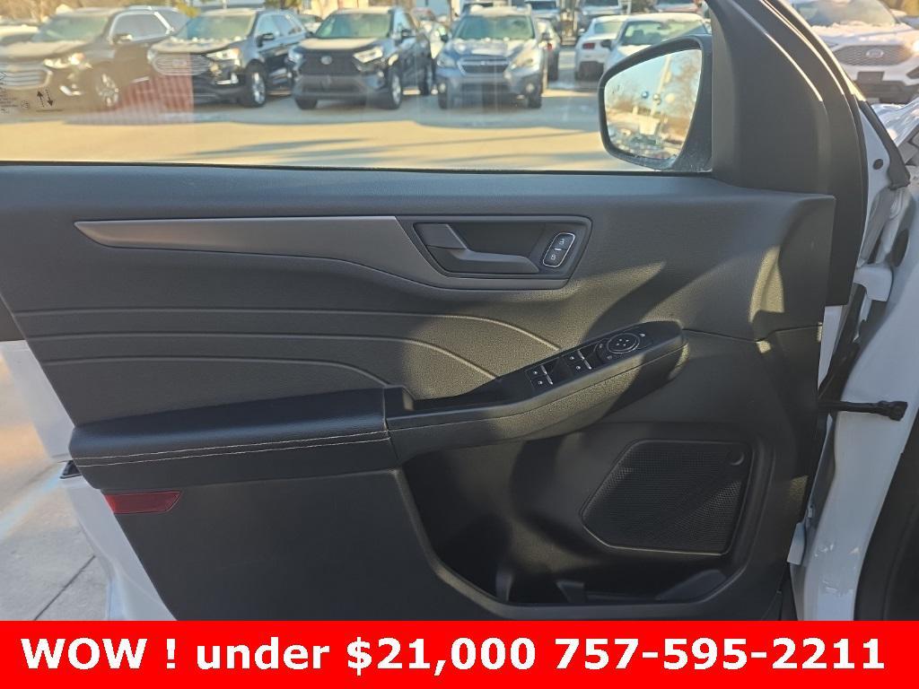 used 2025 Ford Escape car, priced at $20,995