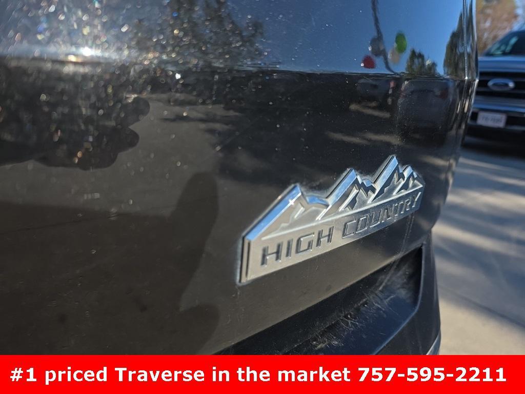 used 2020 Chevrolet Traverse car, priced at $23,695