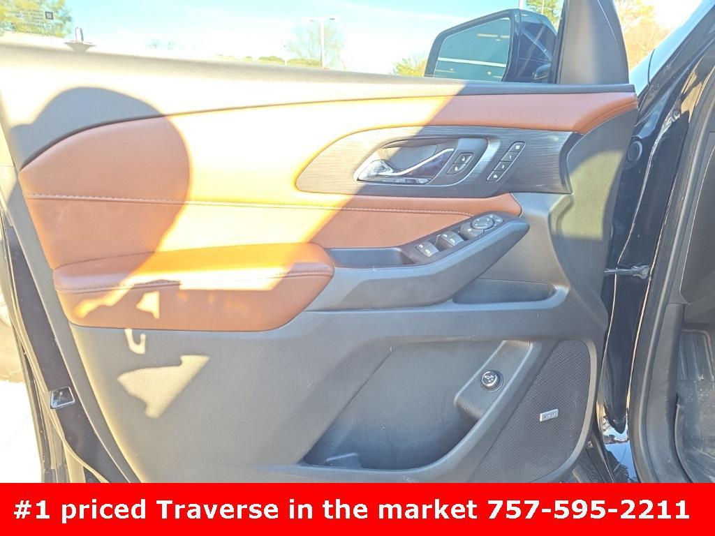 used 2020 Chevrolet Traverse car, priced at $23,695
