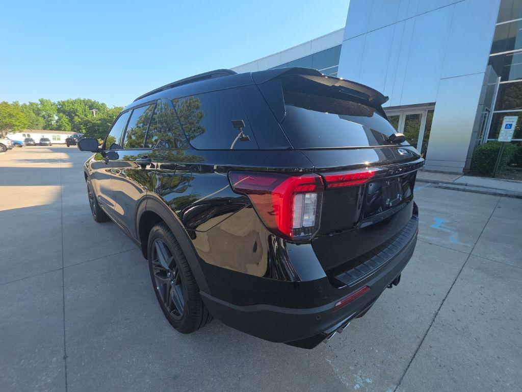 used 2026 Ford Explorer car, priced at $54,600