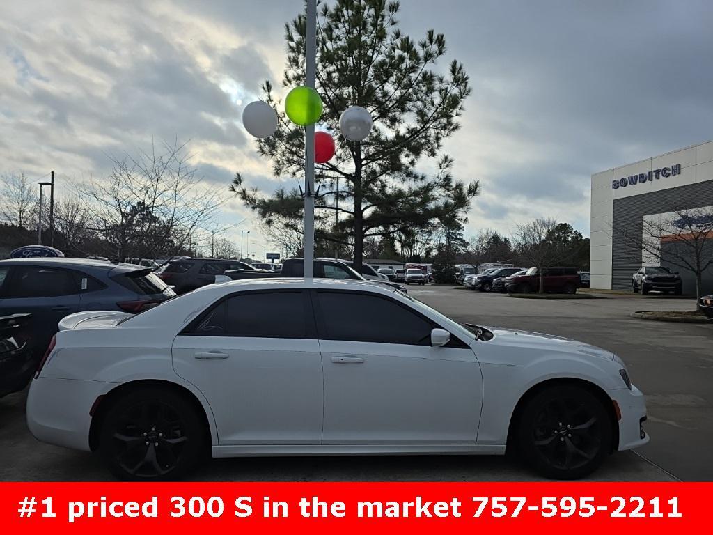used 2021 Chrysler 300 car, priced at $30,995