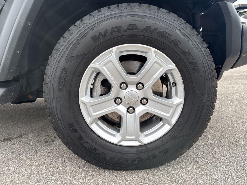 used 2019 Jeep Wrangler Unlimited car, priced at $19,000