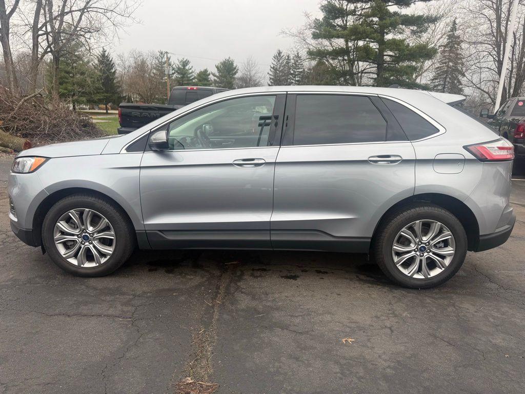 used 2022 Ford Edge car, priced at $25,000