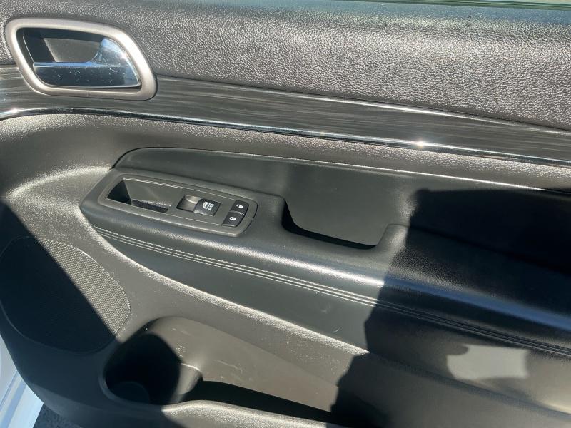 used 2020 Jeep Grand Cherokee car, priced at $19,994