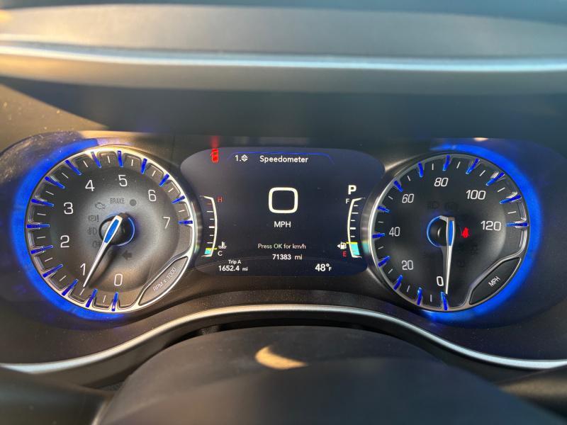 used 2024 Chrysler Pacifica car, priced at $27,999