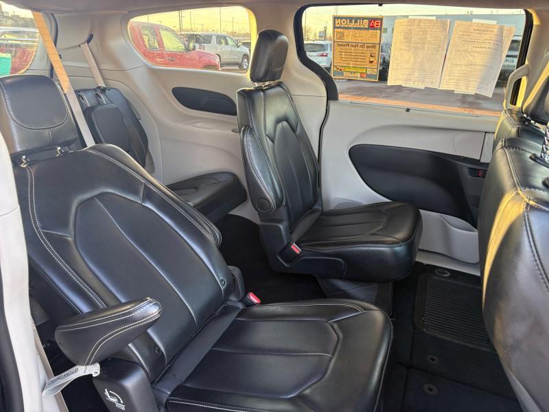 used 2024 Chrysler Pacifica car, priced at $27,999