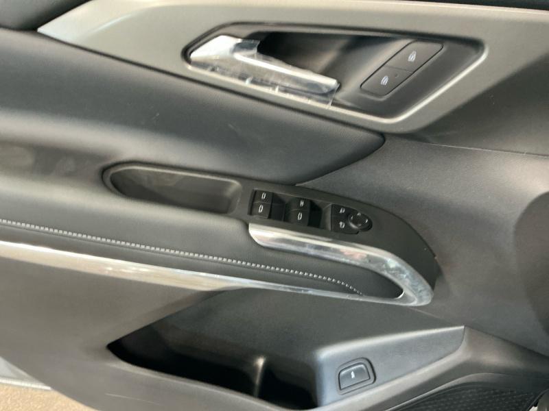 new 2026 Chevrolet Traverse car, priced at $46,390