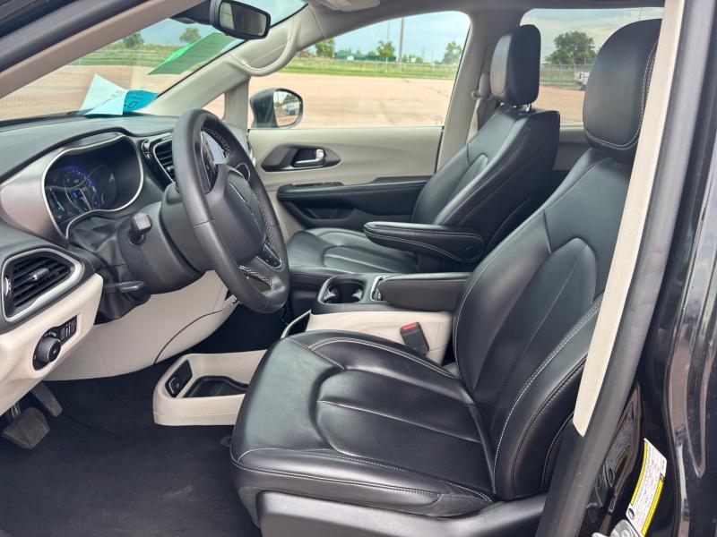 used 2023 Chrysler Pacifica car, priced at $24,499