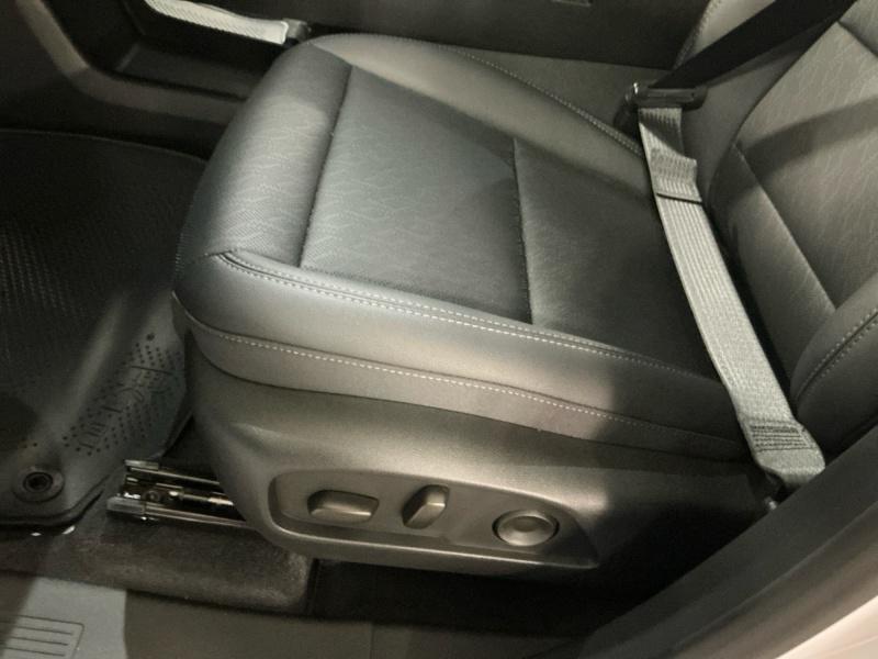 new 2026 Chevrolet Equinox car, priced at $36,909