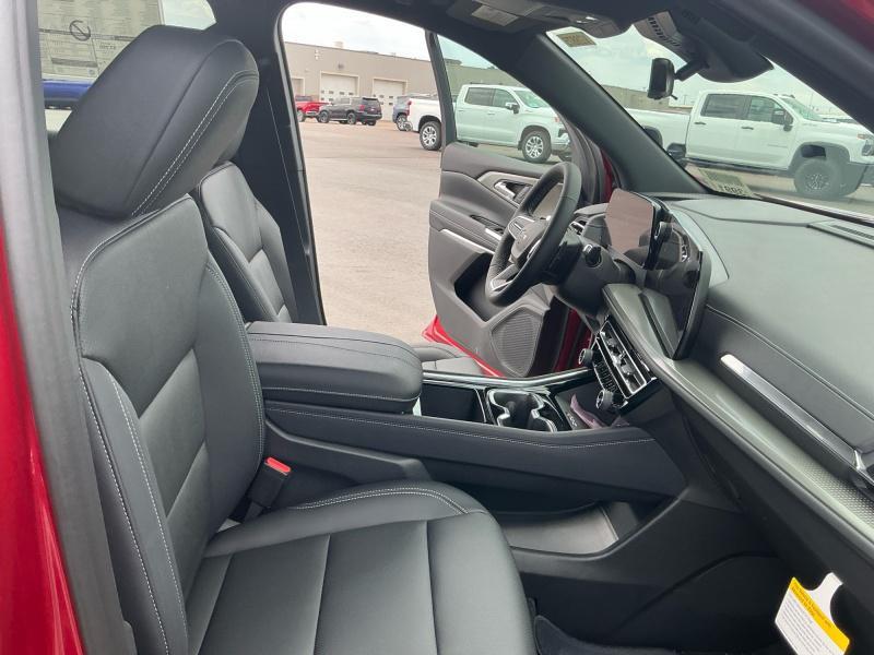new 2026 Chevrolet Traverse car, priced at $49,199