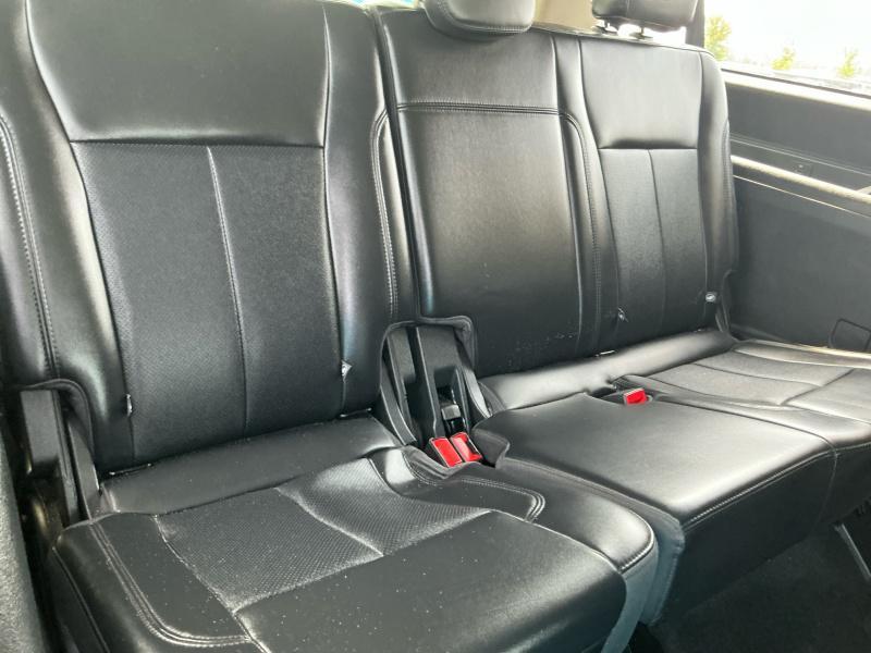 used 2024 Ford Expedition Max car, priced at $43,499