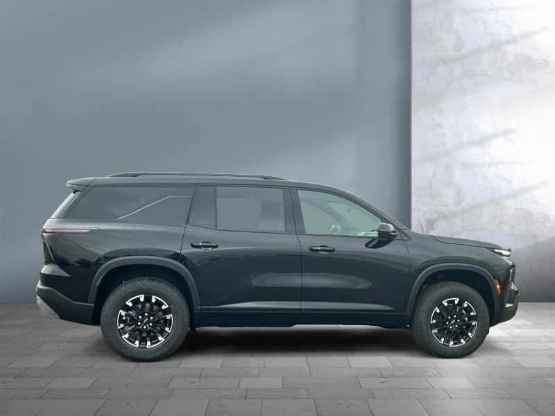 new 2026 Chevrolet Traverse car, priced at $49,990