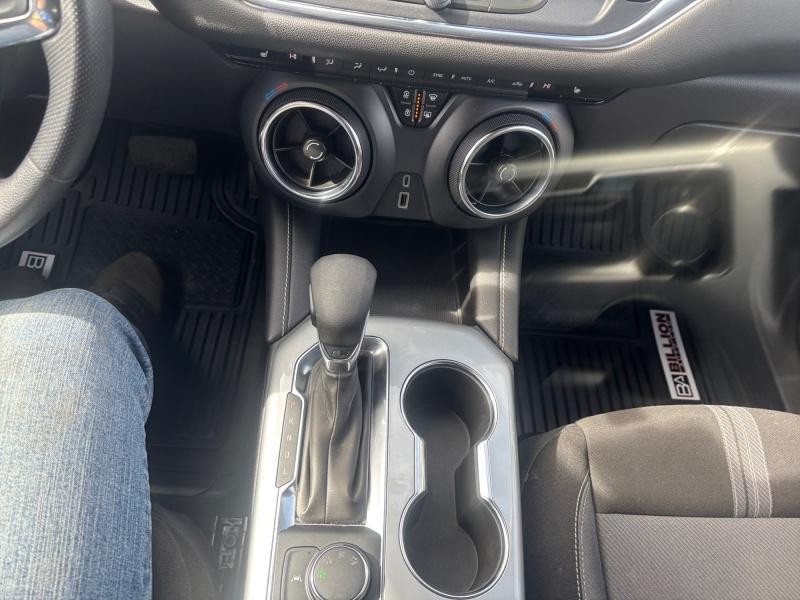 used 2025 Chevrolet Blazer car, priced at $31,490