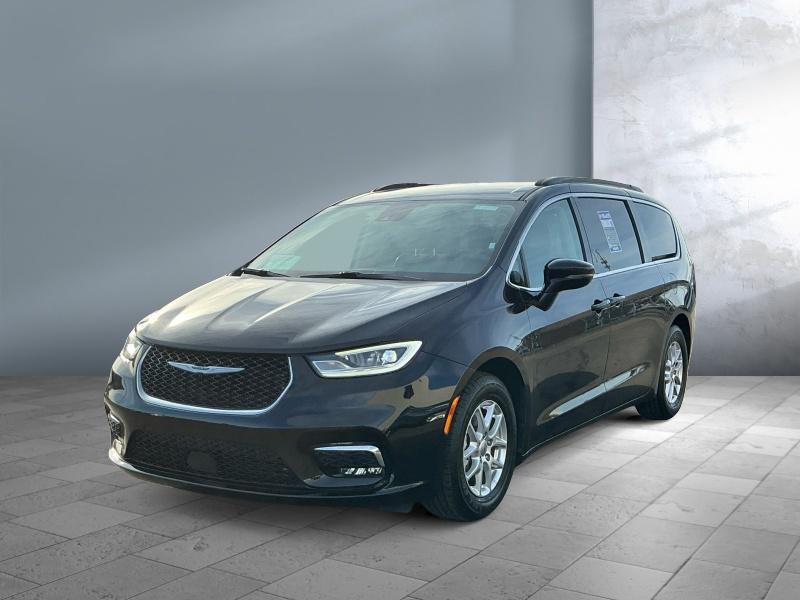 used 2022 Chrysler Pacifica car, priced at $22,999