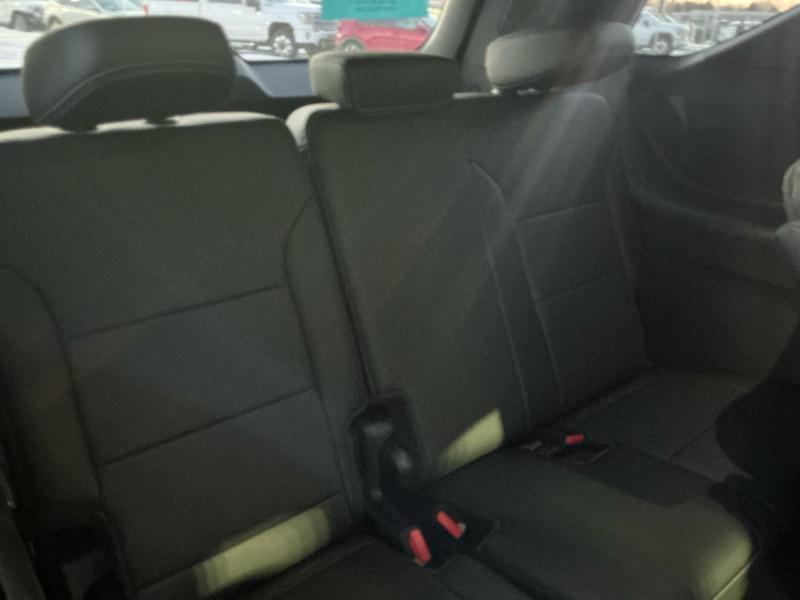 new 2026 Chevrolet Traverse car, priced at $50,099