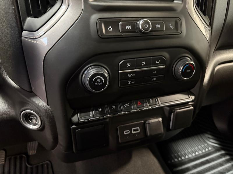 used 2024 Chevrolet Silverado 1500 car, priced at $35,999