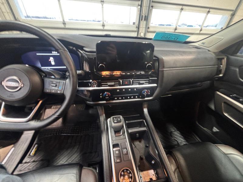 used 2024 Nissan Pathfinder car, priced at $38,999