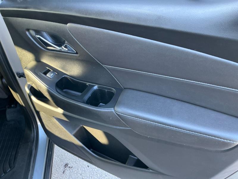 used 2023 Chevrolet Traverse car, priced at $33,499