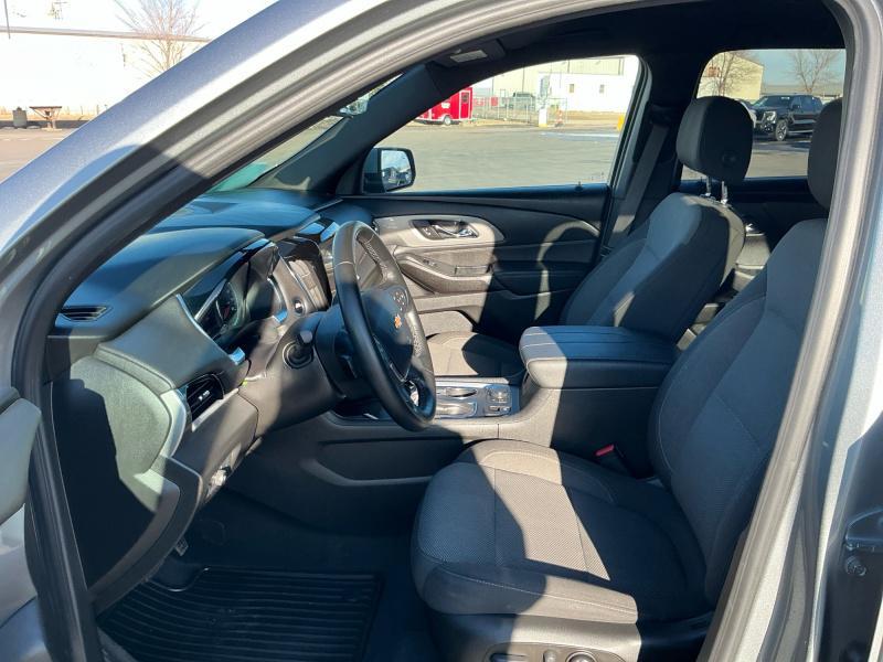 used 2023 Chevrolet Traverse car, priced at $33,499