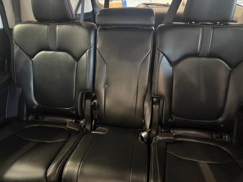 used 2025 Honda Pilot car, priced at $44,999