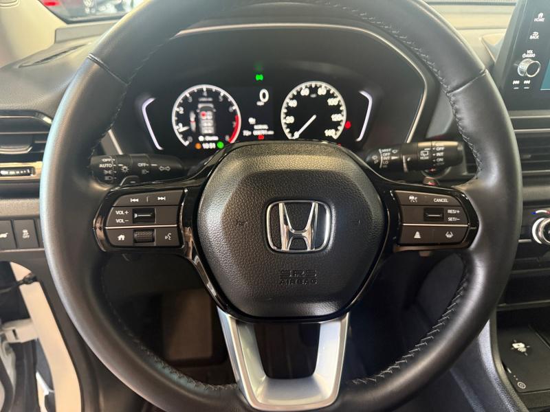 used 2025 Honda Pilot car, priced at $44,999