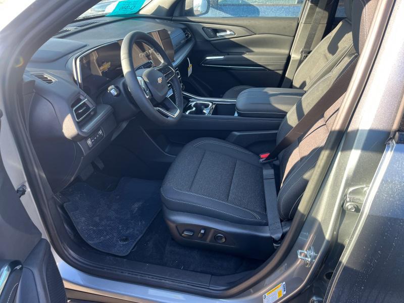 new 2026 Chevrolet Traverse car, priced at $45,865