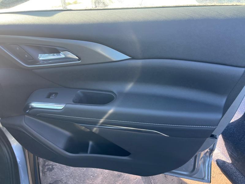 new 2026 Chevrolet Traverse car, priced at $45,865