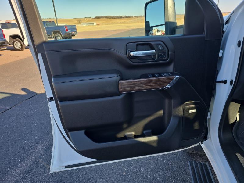 used 2023 Chevrolet Silverado 2500 car, priced at $59,999