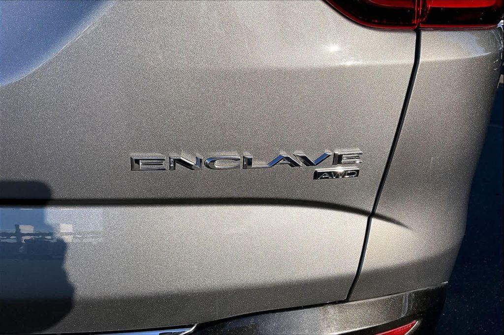used 2018 Buick Enclave car, priced at $18,990