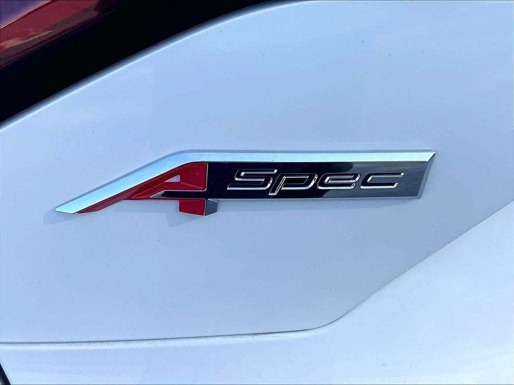 used 2023 Acura MDX car, priced at $43,777