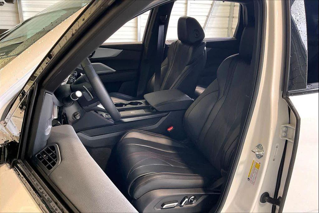 new 2026 Acura MDX car, priced at $70,850