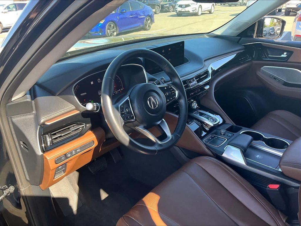 used 2023 Acura MDX car, priced at $40,995