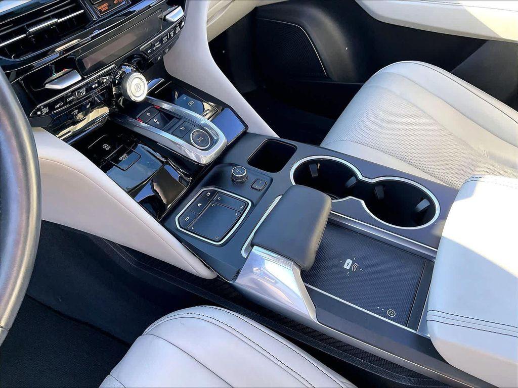 used 2023 Acura MDX car, priced at $44,389