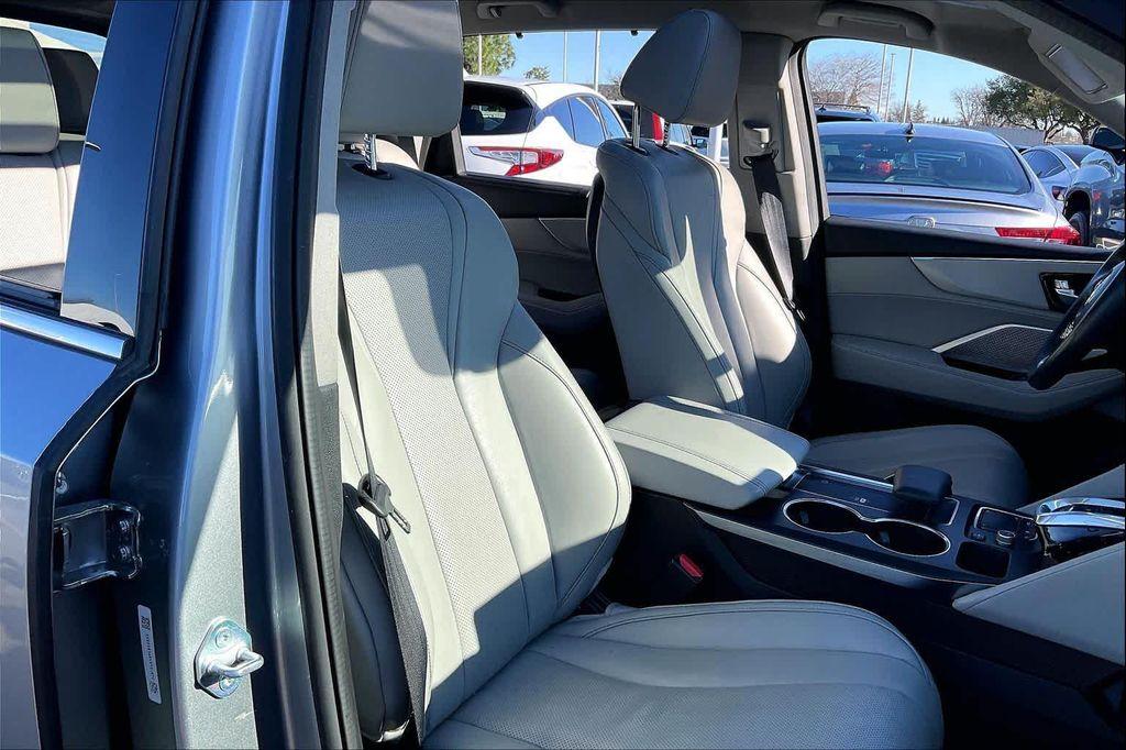 used 2023 Acura MDX car, priced at $42,599