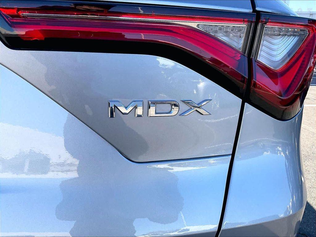 used 2023 Acura MDX car, priced at $44,389