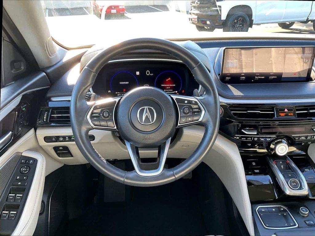 used 2023 Acura MDX car, priced at $44,389