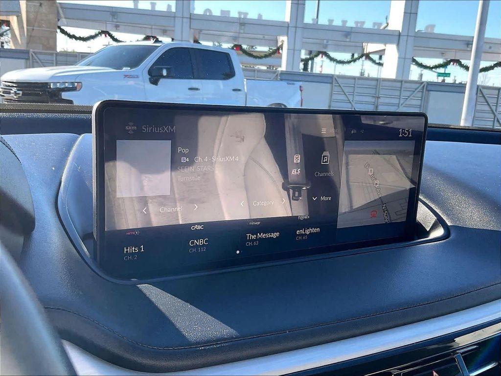 used 2023 Acura MDX car, priced at $44,389