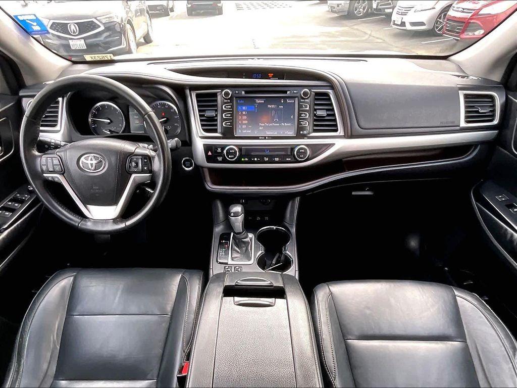 used 2015 Toyota Highlander car, priced at $14,599