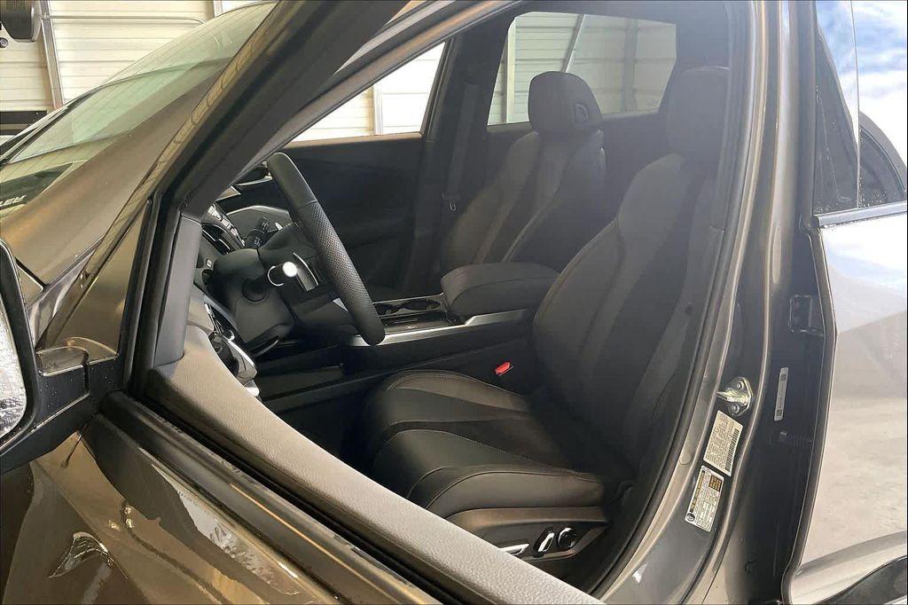 new 2026 Acura RDX car, priced at $52,750