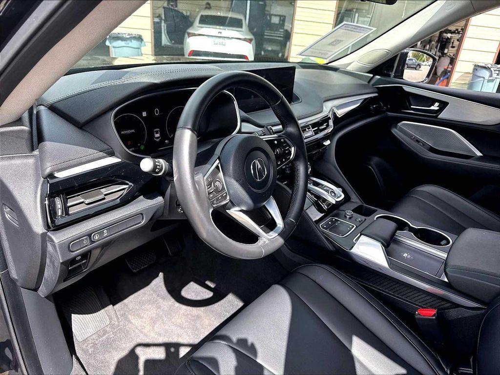 used 2023 Acura MDX car, priced at $39,594