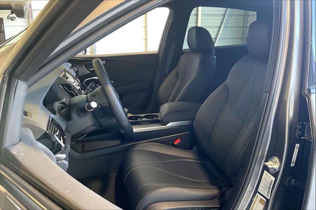 new 2026 Acura RDX car, priced at $47,050
