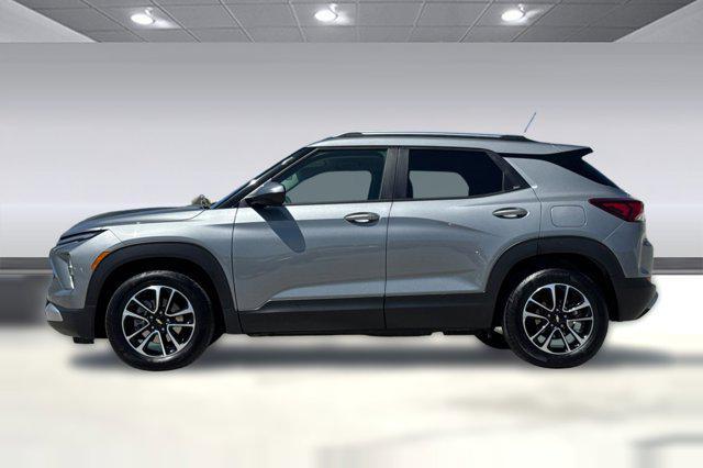 used 2025 Chevrolet TrailBlazer car, priced at $24,999