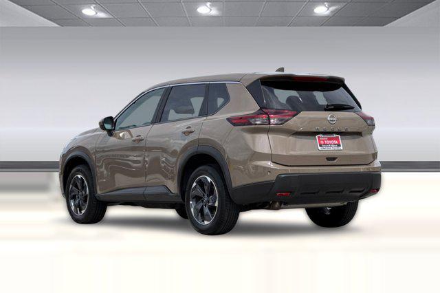 used 2025 Nissan Rogue car, priced at $25,999