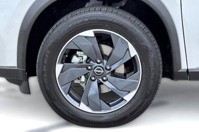 used 2025 Nissan Rogue car, priced at $24,999