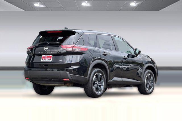 used 2025 Nissan Rogue car, priced at $24,996