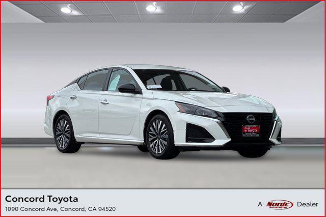 used 2025 Nissan Altima car, priced at $21,996