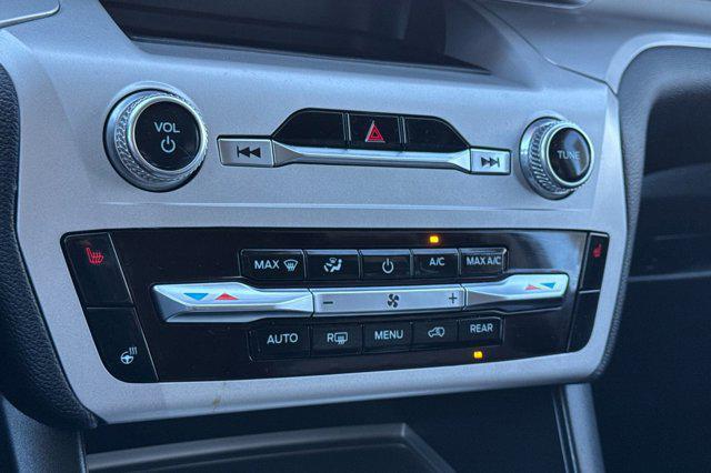 used 2023 Ford Explorer car, priced at $25,999