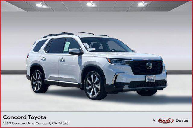 used 2023 Honda Pilot car, priced at $36,997