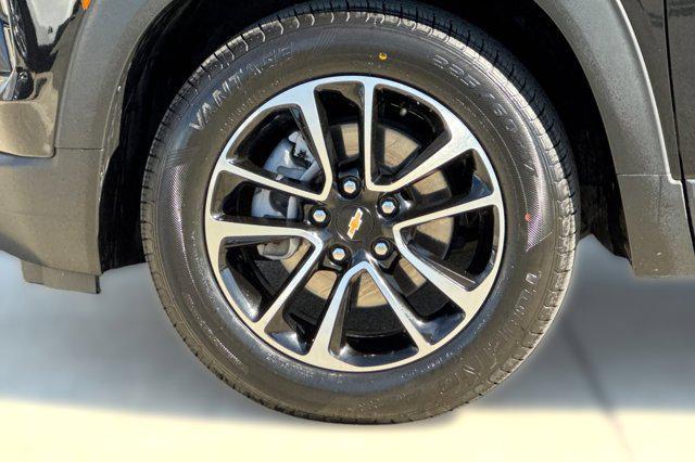 used 2025 Chevrolet TrailBlazer car, priced at $22,998