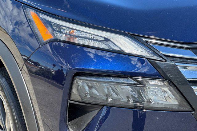 used 2025 Nissan Rogue car, priced at $24,996